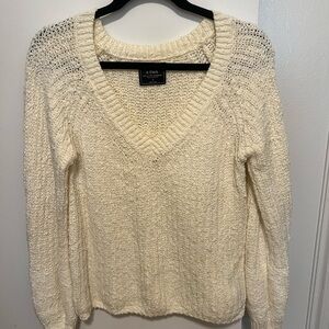 Abercrombie & Fitch Women's V-Neck Sweater in Cream